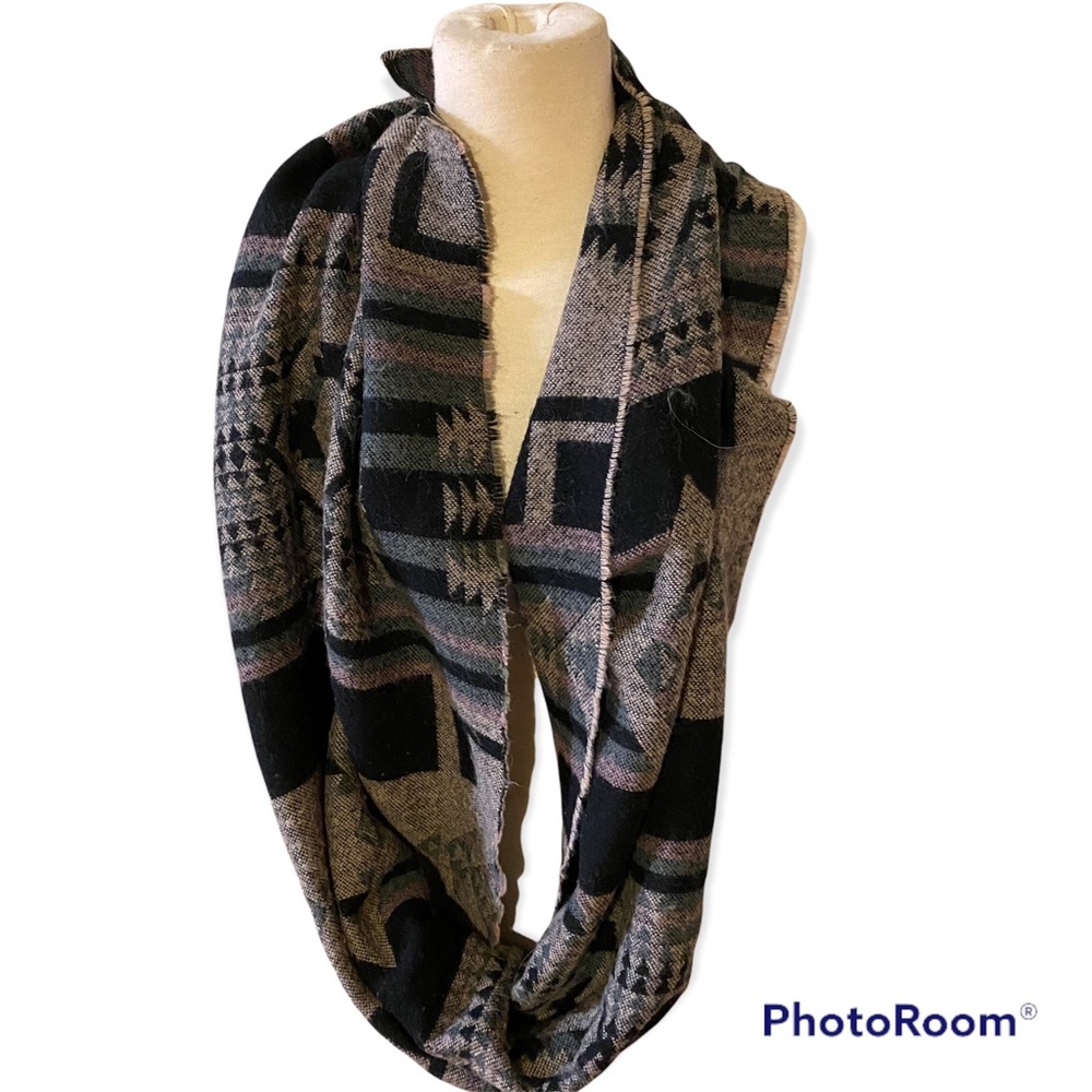 Target Aztec Infinity Scarf - Picture 4 of 5